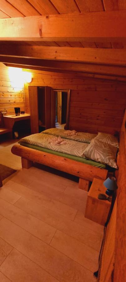 Guest House Mala Prica Zivinice Buitenkant foto
